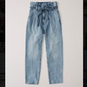 ABERCROMBIE Ultra high rise paperbag waist jeans